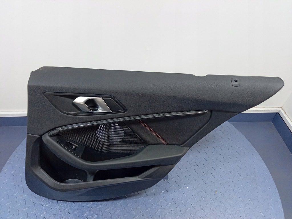 фото №1, Bmw 1 f40 оббивка двері задня права обшивка