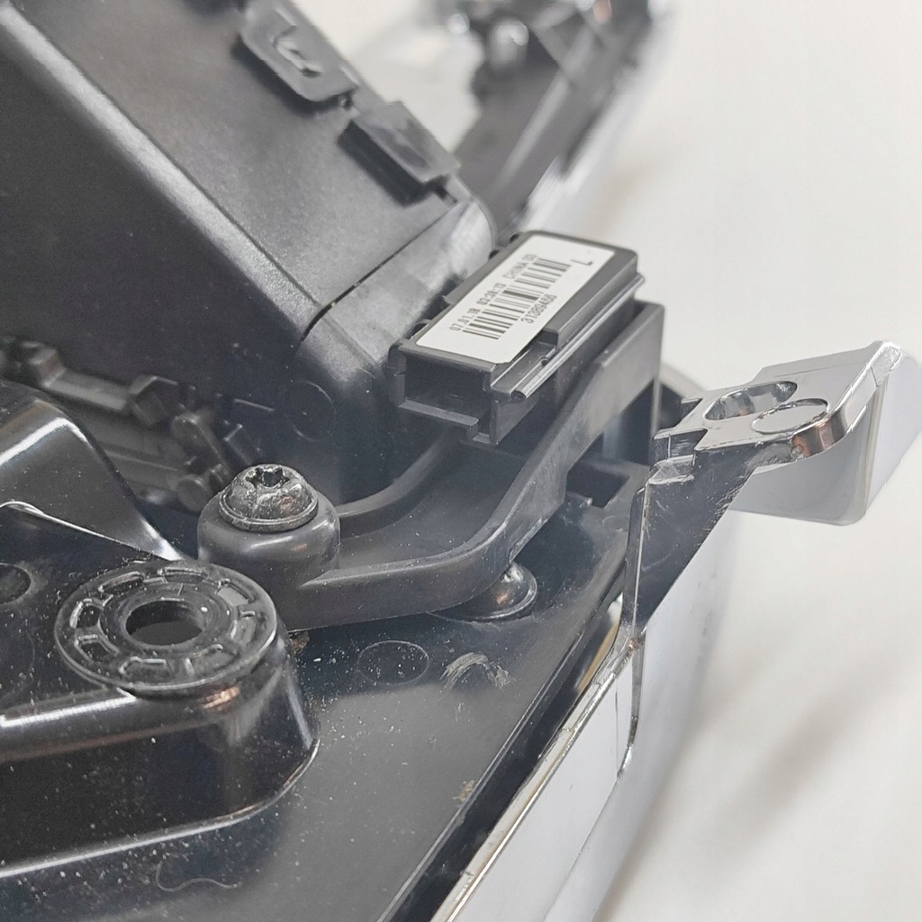 фото №8, Volvo s90, v90 2018 форсунки / ґрати обдув панелі приладової панелі