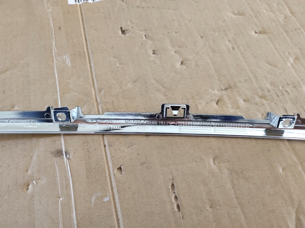 фото №12, Hyundai kona i - nowa молдинг хром задний крышки