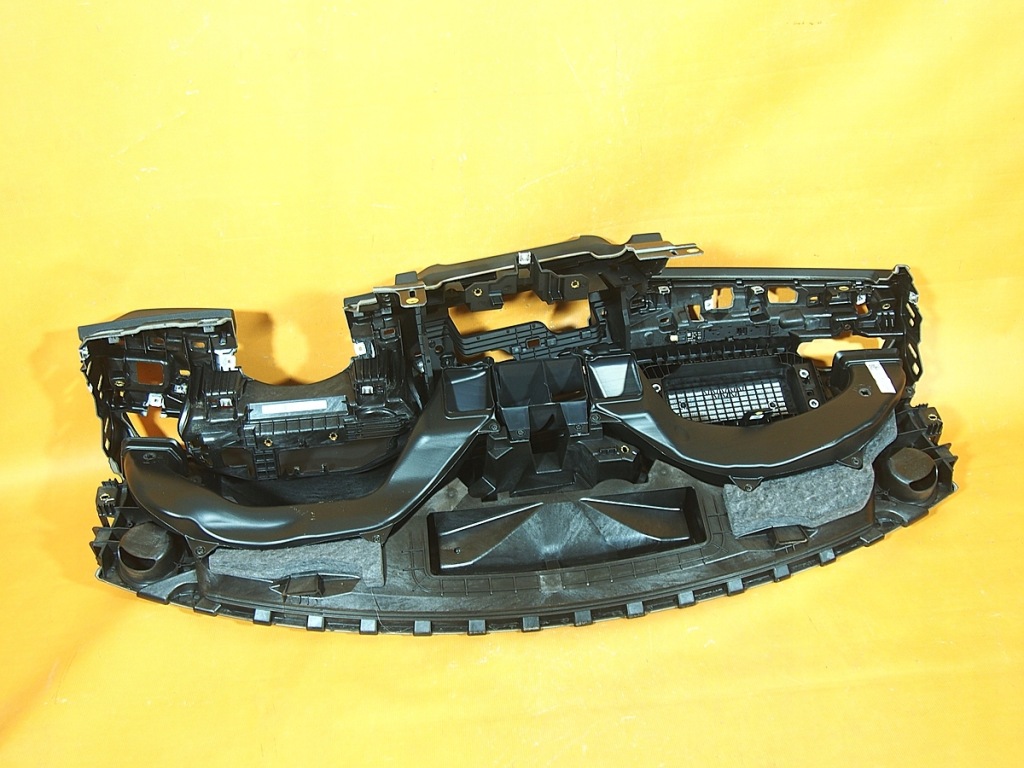 фото №9, Audi q3 83a 22km приборная панель приборная консоль оригинал 83b857001