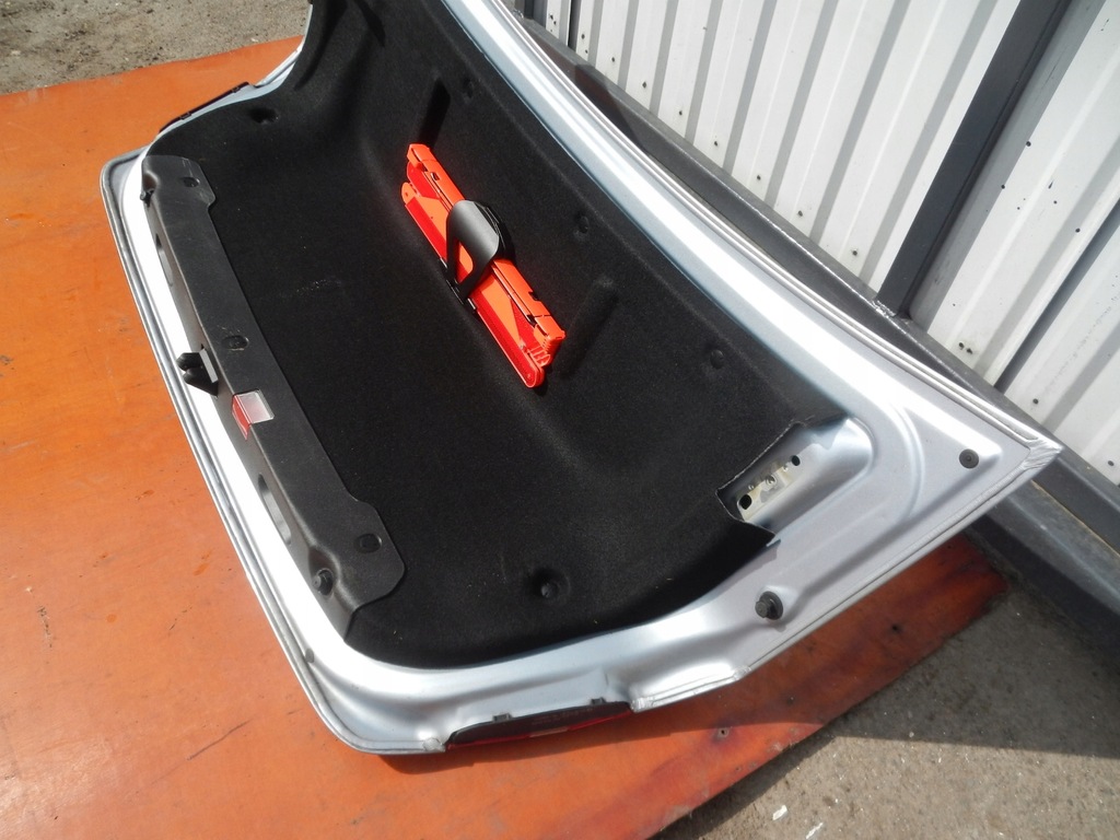 фото №12, Крышка багажника багажника комплектная mercedes w212 sedan 988