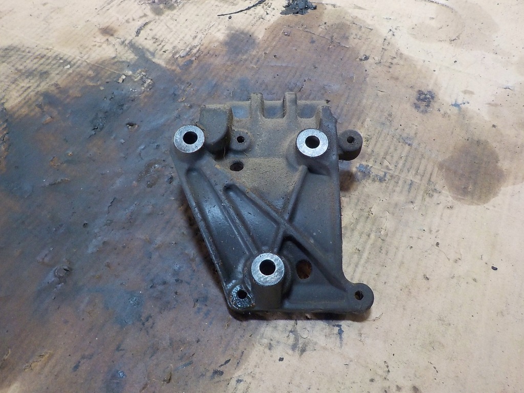 фото №4, Кронштейн компресора кондиціонера renault premium dxi 11