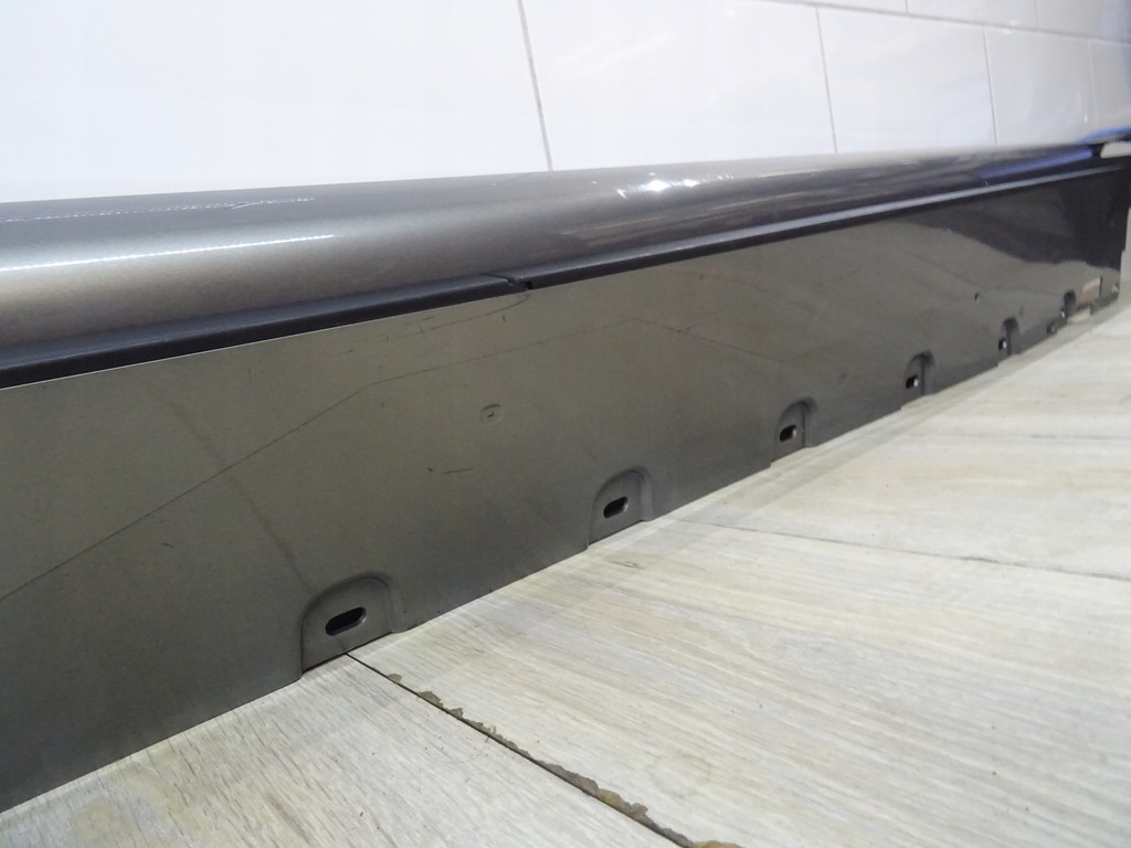 фото №8, Молдинг порог правая bmw 7 g70 i7 x drive 22- m-pakiet 51779464162 llu