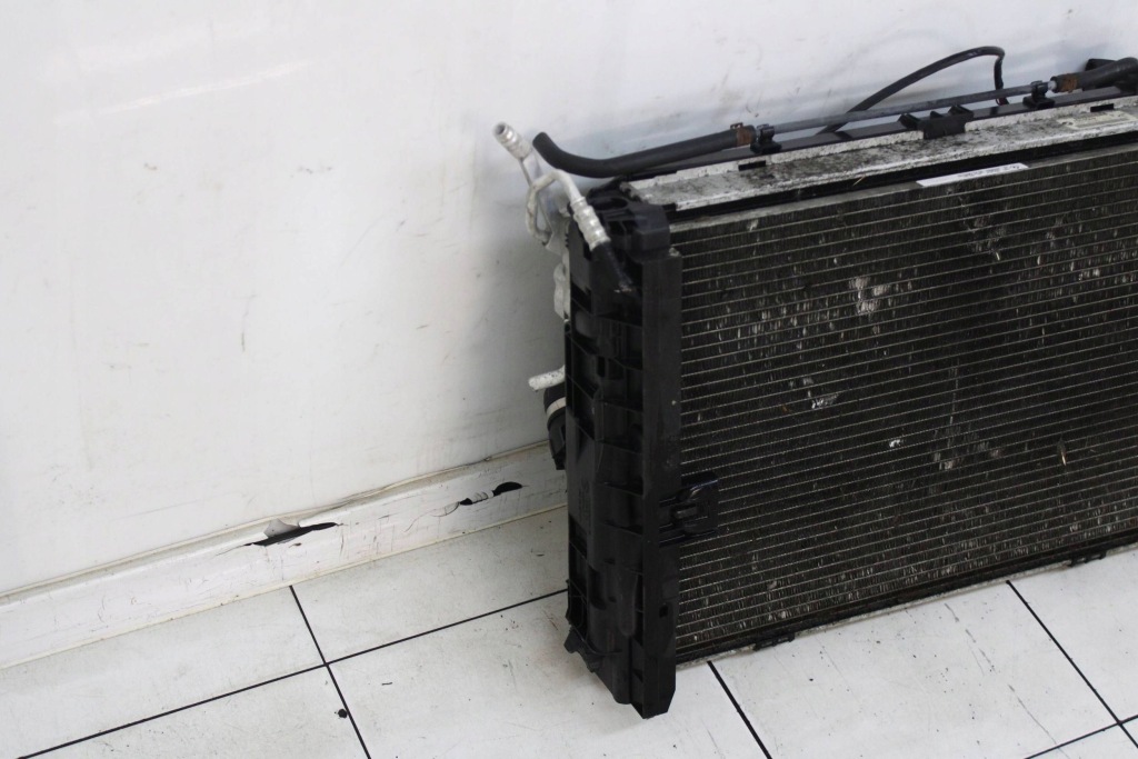 Bmw 1 e81 e87 2004r- 2.0 b радиатор вентилятор комплект Недорого