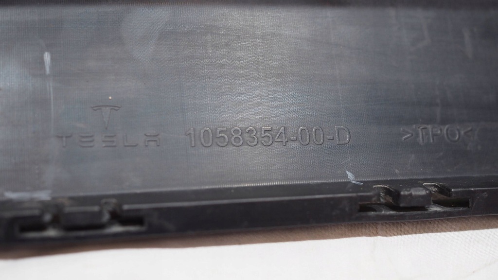 фото №9, Tesla model x 2015 з задній молдинг нижня бампера заднього