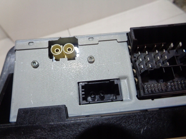 Тюнер радио усилитель audi audi a6 c6 рестайлинг  4f0035056b Киев