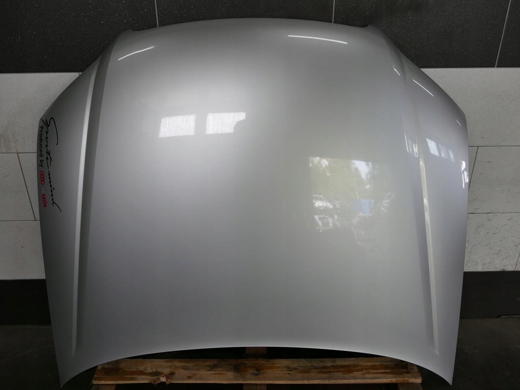 фото №1, Audi a8 d3 lift капот крышка двигателя ly7w