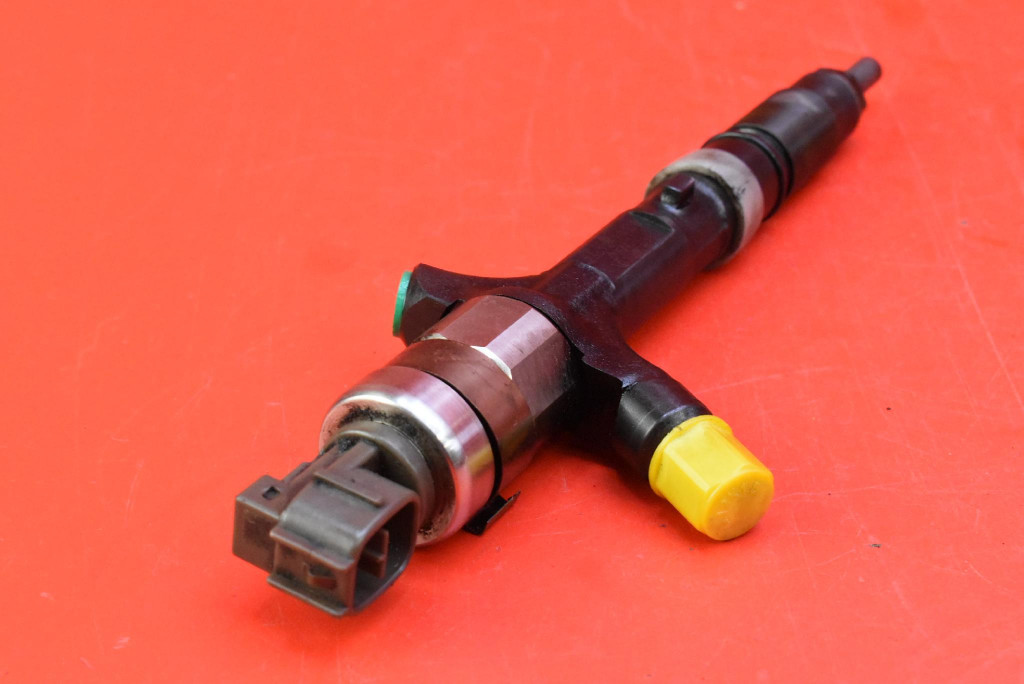 фото №6, Инжектор форсунка test 23670-27020 toyota corolla e12 2.0 d-4d 90 km 00-08