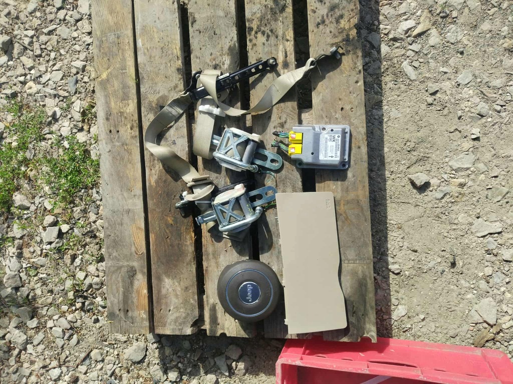 фото №14, Jeep cherokee wk2 приборная панель приборная панель консоль подушки безопасности x