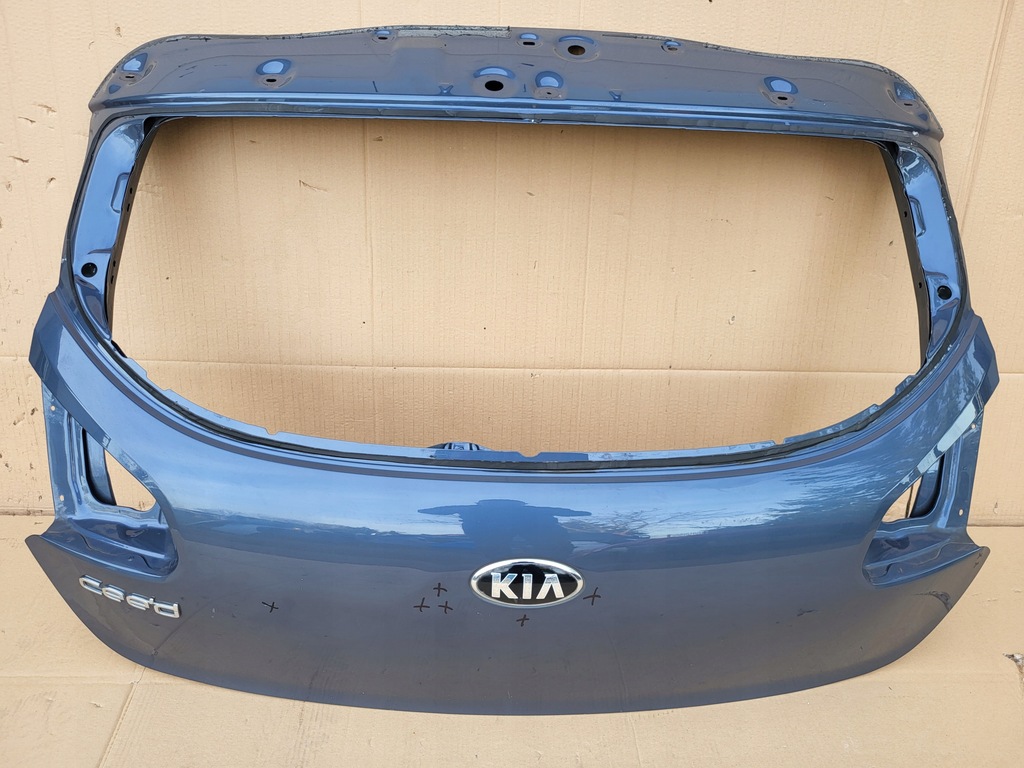 фото №1, Kia ceed ii hb кришка багажника задня кришка багажника