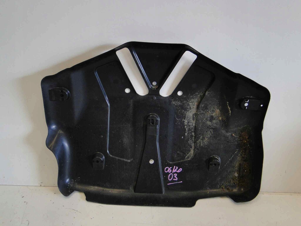 фото №4, Mercedes e 207 cabrio защита pod пол задняя w207