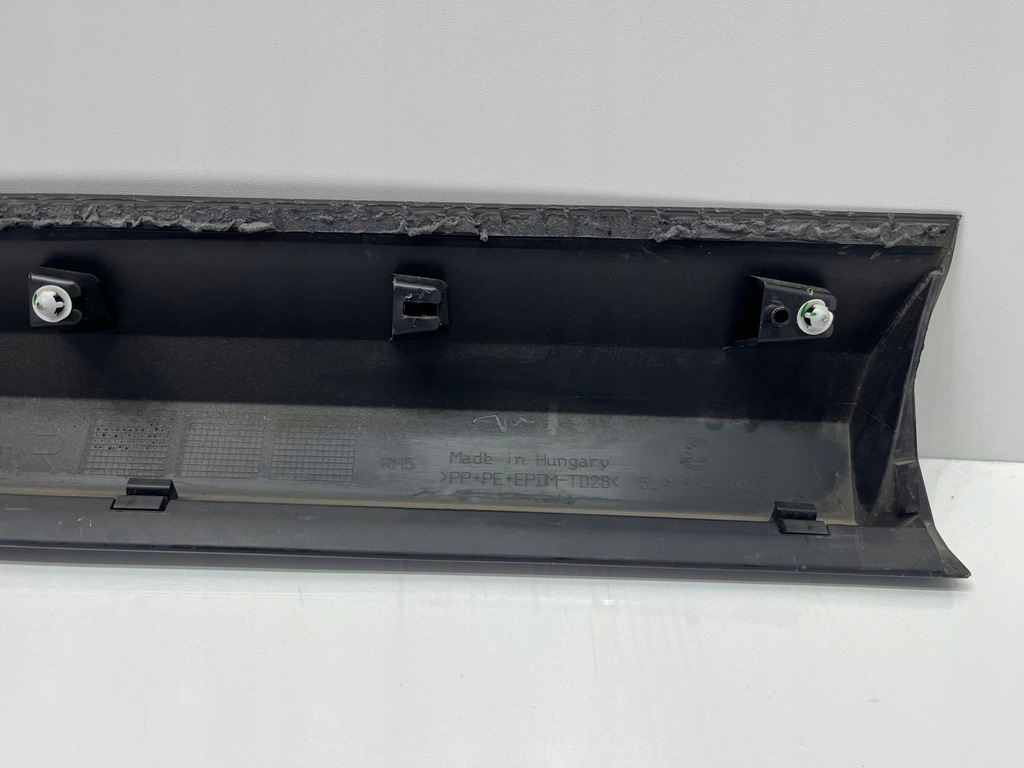 фото №9, Skoda enyaq 5la молдинг накладка дверь передняя правая 5la854940b