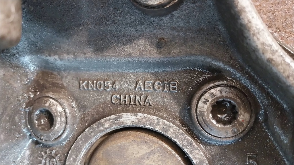 фото №8, Поворотний кулак важіль задня права 31451836 volvo xc90 2.0d awd 14-