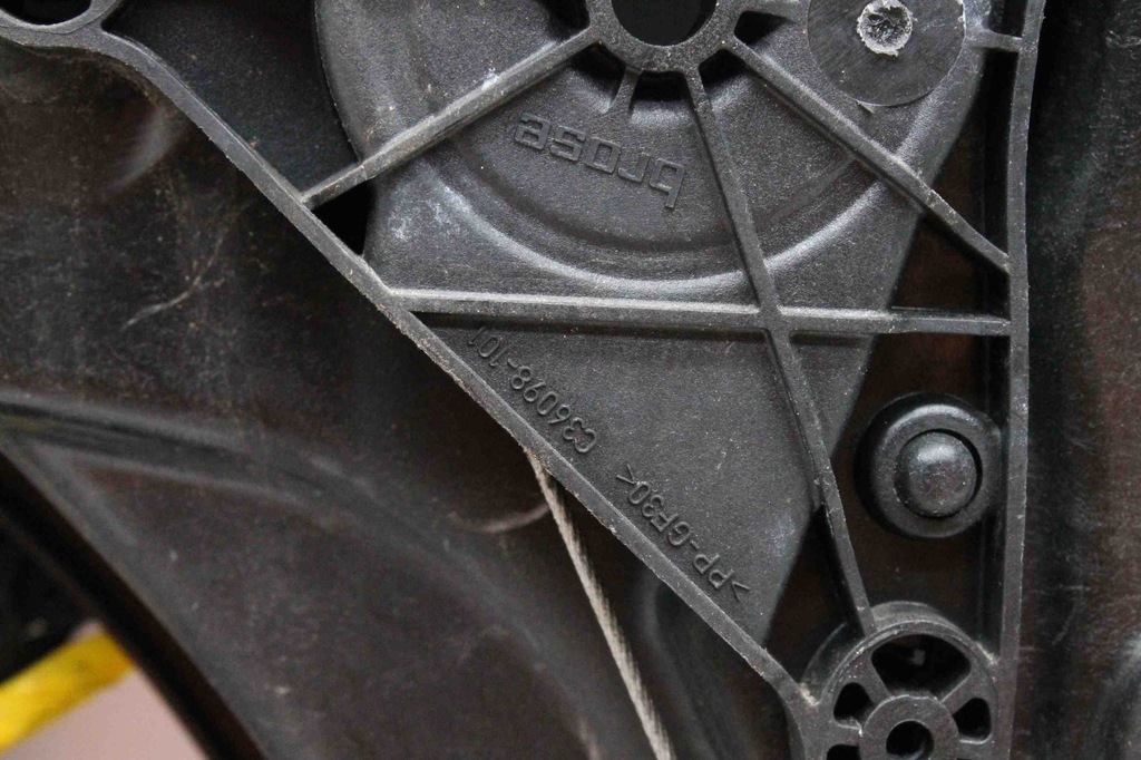 фото №8, Підйомник скло лівих передніх двері jeep renegade off-road bu c36095