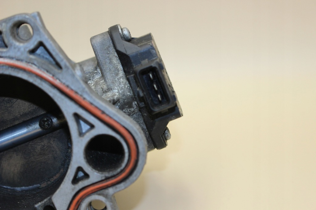 Дроссельная заслонка bmw e46 m43b18 1432058 Недорого