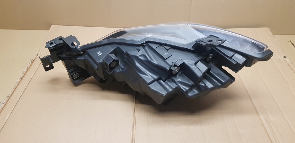 Mazda 6 рестайлинг  14-18r фара перед правый  100-65041 в Украине