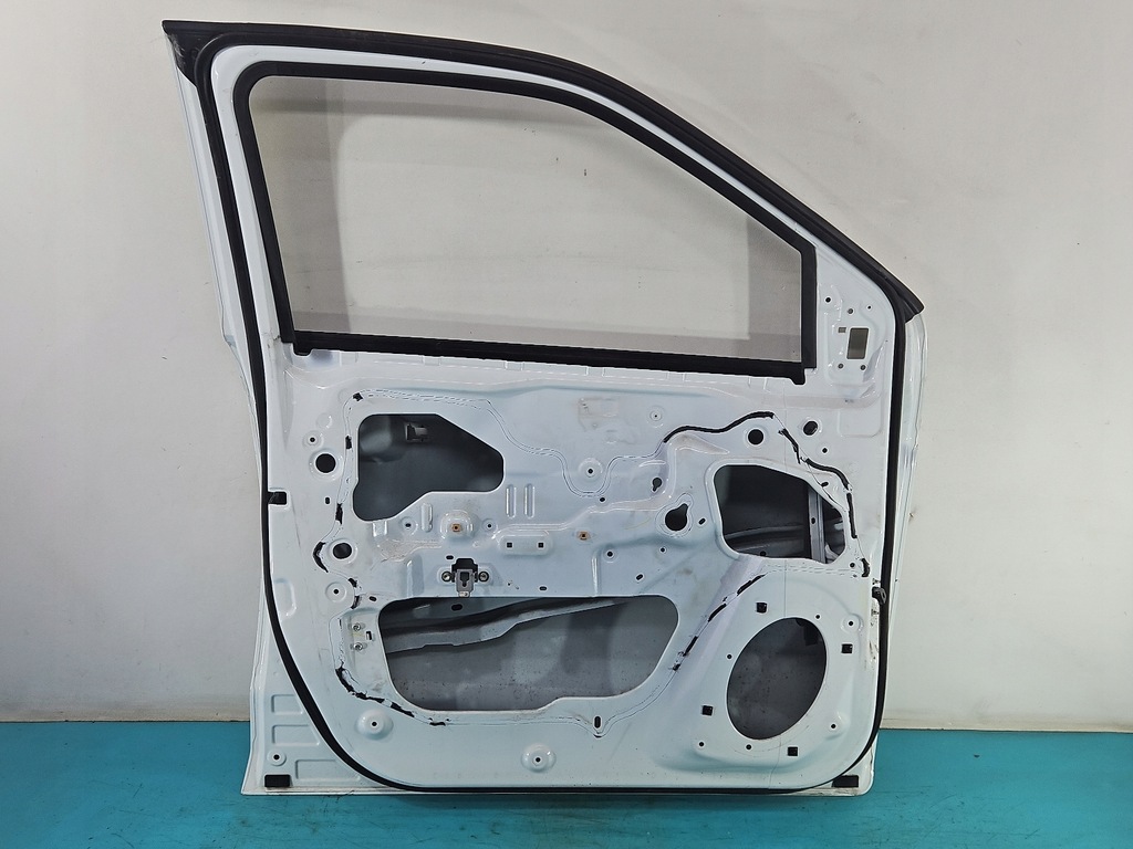 фото №13, Двері перед ліва isuzu d-max iii 19- білий 527