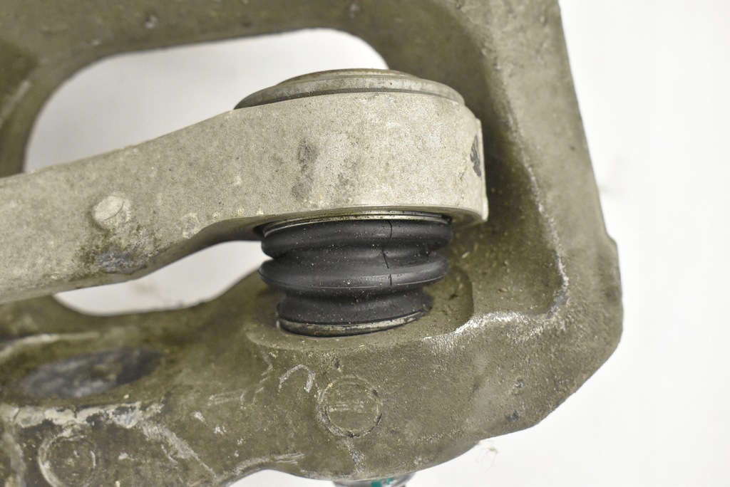 фото №5, Tesla s поворотный кулак левая с рычаг 600701700c kpl