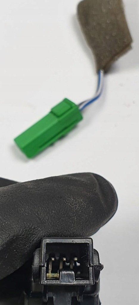 фото №4, Лампа освещение салона volvo v70 iii 1286317