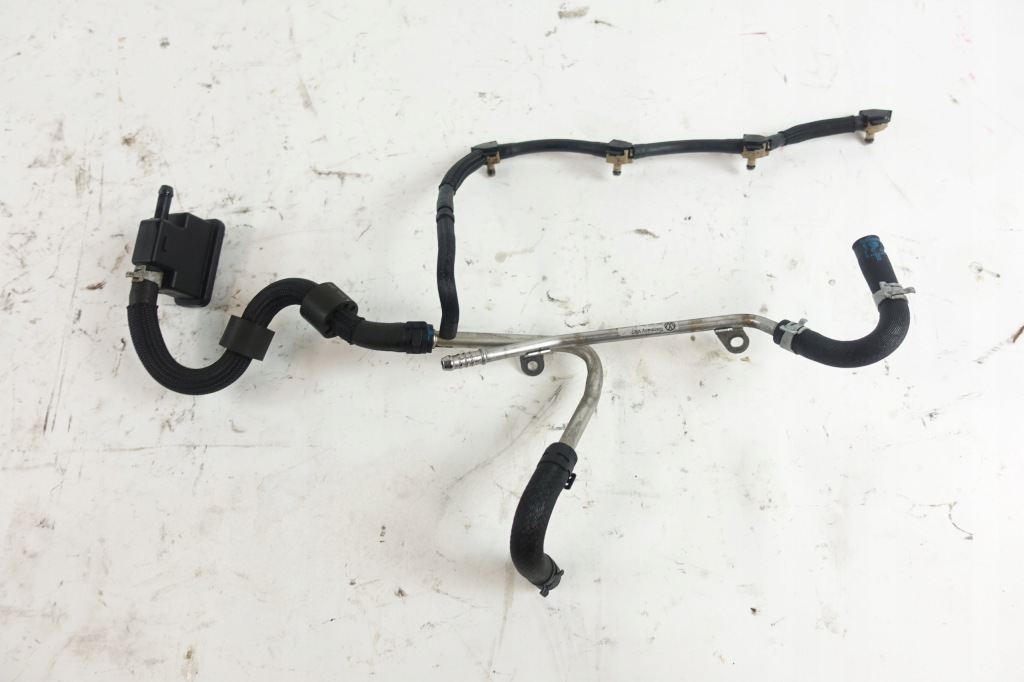 фото №1, Vw caddy 2k5 провода сливные 04l201360m