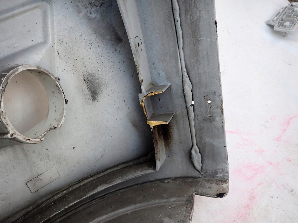 фото №8, Vdl futura 2 11- уголок bok бампера правый перед