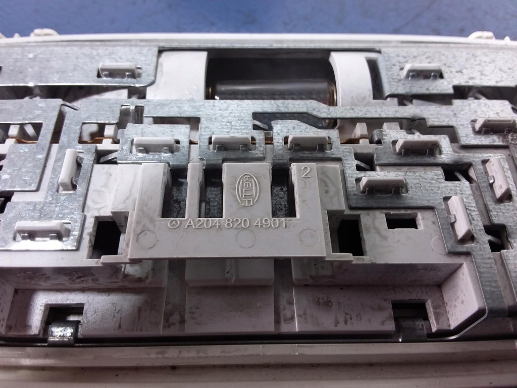 фото №8, Лампа освещение кабины mercedes-benz оригинальный номер a2048204901