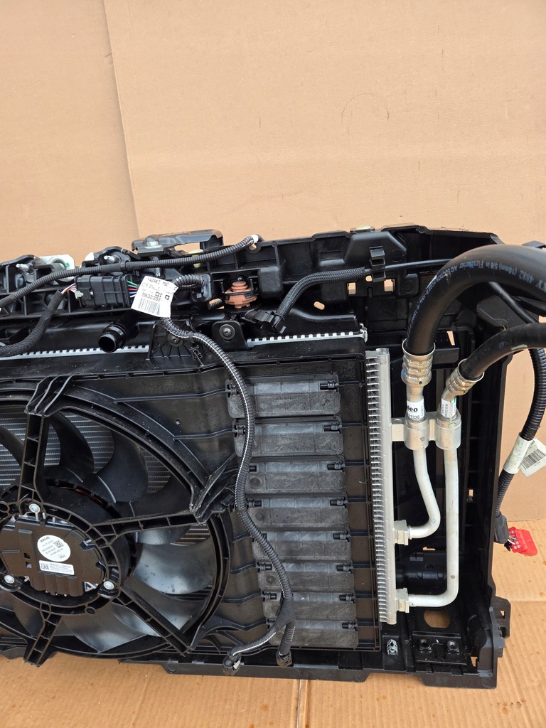 фото №9, Комплект радиатор вентилятор pas передний шторка citroen c4 iii e-c4 e-c4x