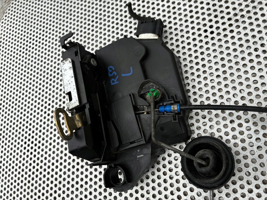 Замок двері лівий перед передній mini r50 r52 r53 r55 r56 r58 =oem= європа  7pin Ціна