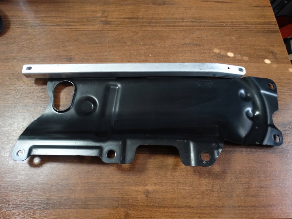 фото №1, Опора косая лист левая mercedes sl w232 1