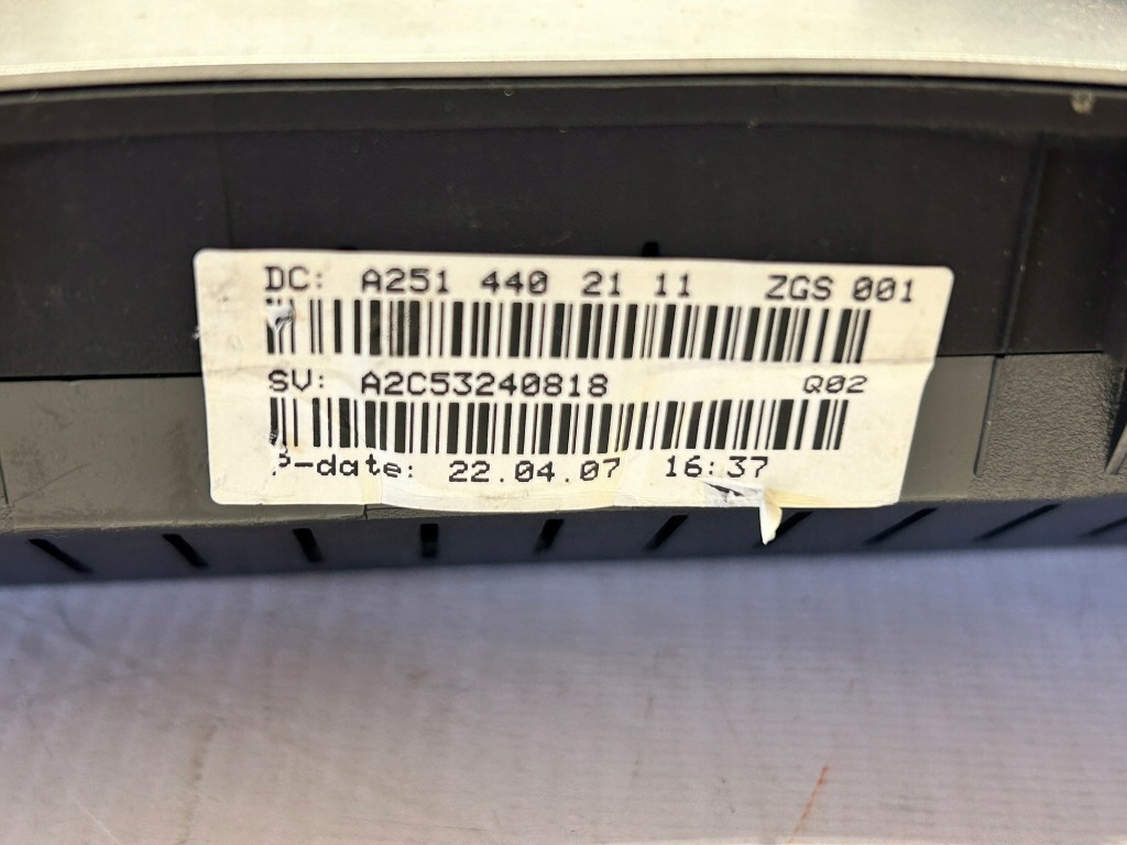 Счетчик приборы mercedes w251 cdi 2514402111 Киев