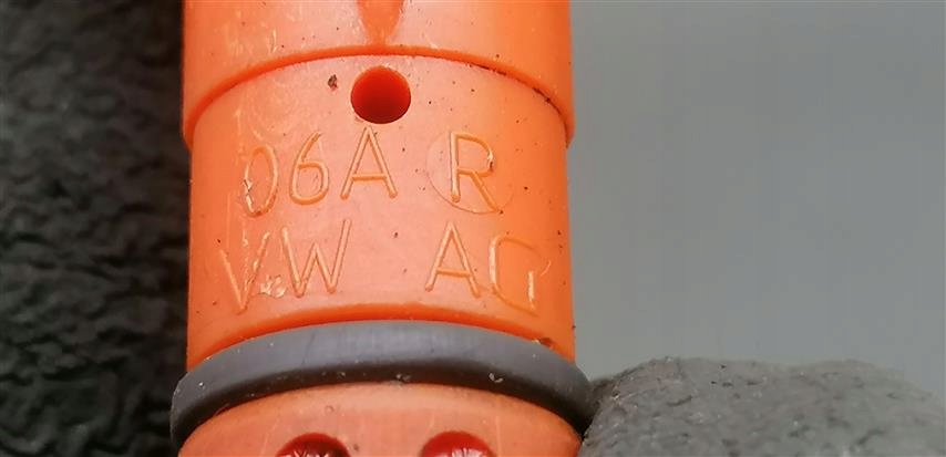 фото №4, 06ar vw golf v leon ii 1.6 8v bse щуп оливи