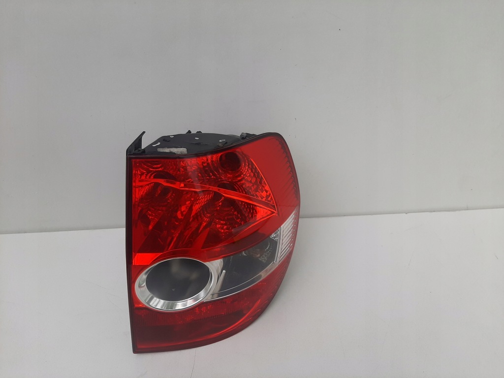 фото №7, Vw fox 03-09r przed liftem лампы задние оригинал