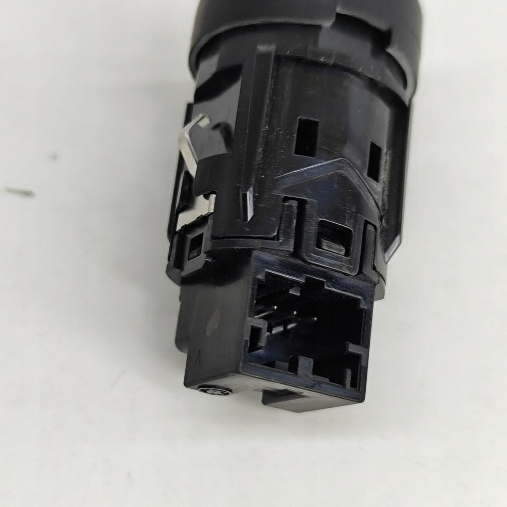 фото №6, Skoda enyaq iv 2022 кнопка зажигания запуск / стоп