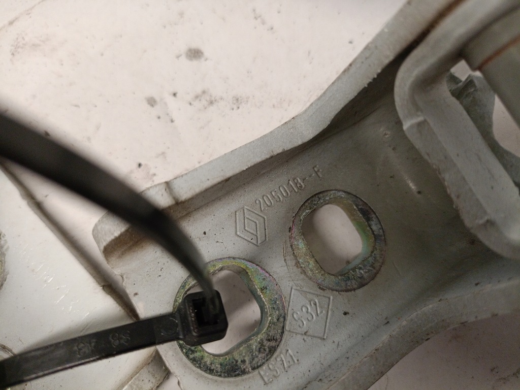 фото №8, Петлі двері перед правий renault zoe