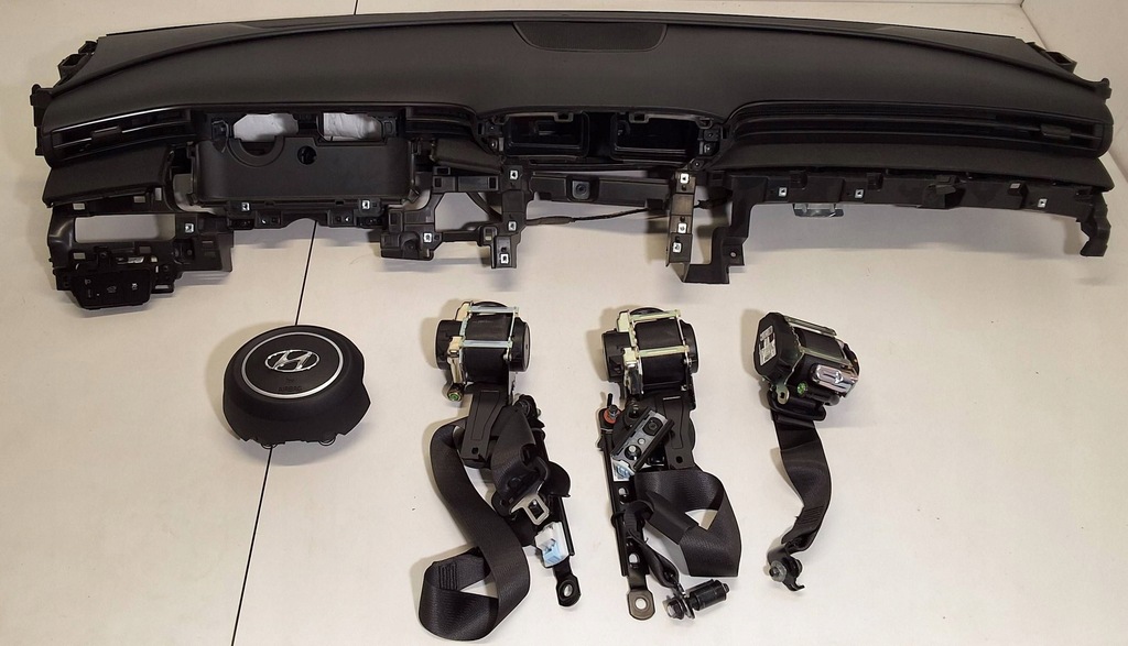 фото №1, Hyundai tucson iv подушка безопасности приборная панель консоль ремни подушки безопасности