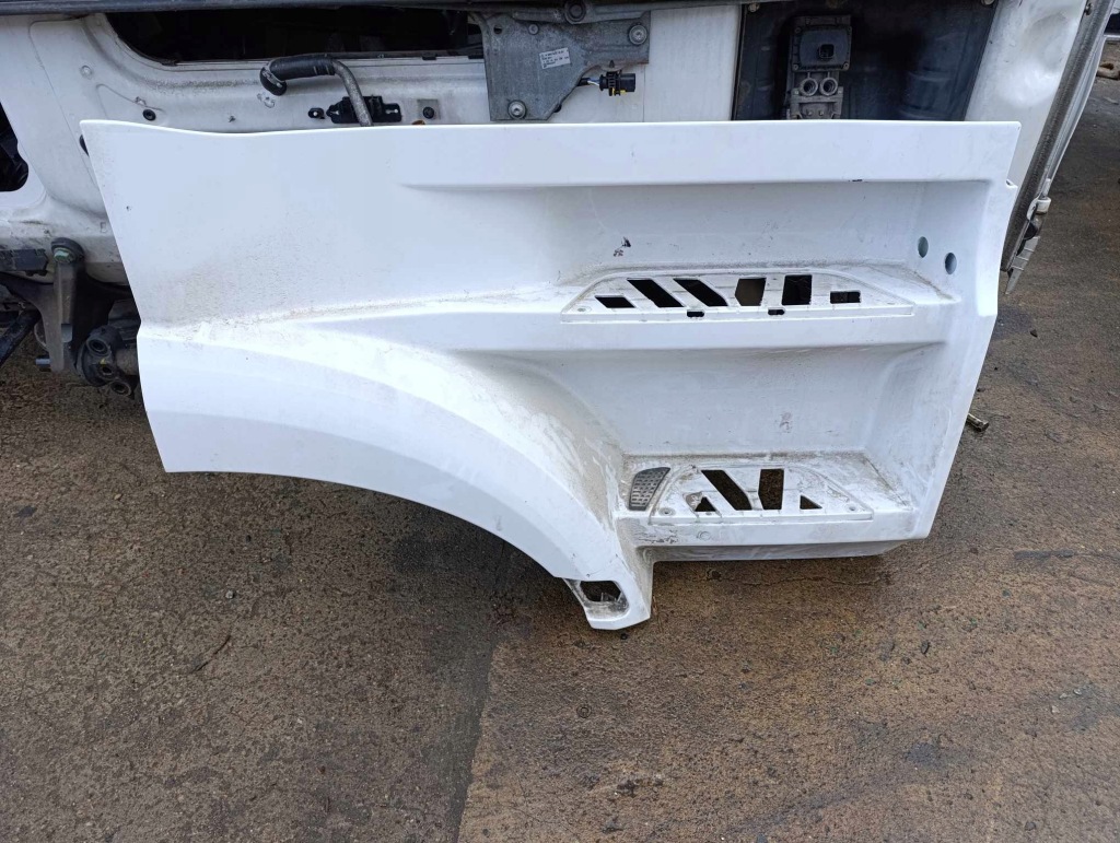 Купить Правая подножка подножка mercedes actros mp4