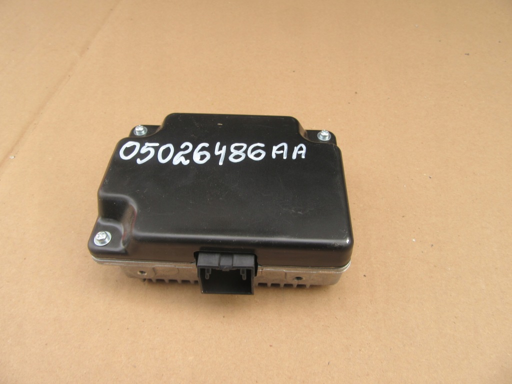 фото №1, Jeep grand cherokee wk2 перетворювач напруги 05026486aa