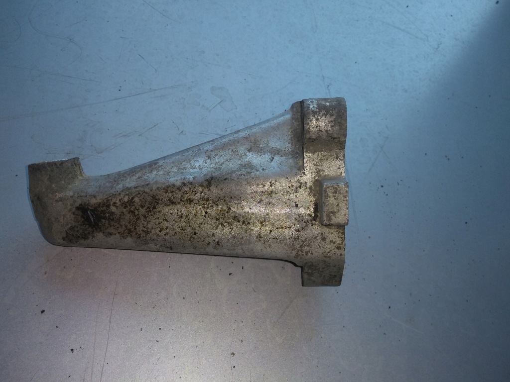 Mercedes w123 кронштейн двигателя r1022230304 Доставка