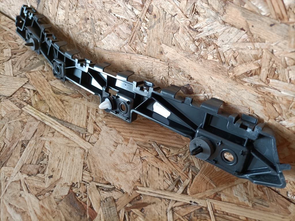 Ford galaxy 15- направляющая кронштейн бампера правый задняя em2b-17e850-ng с Разборки