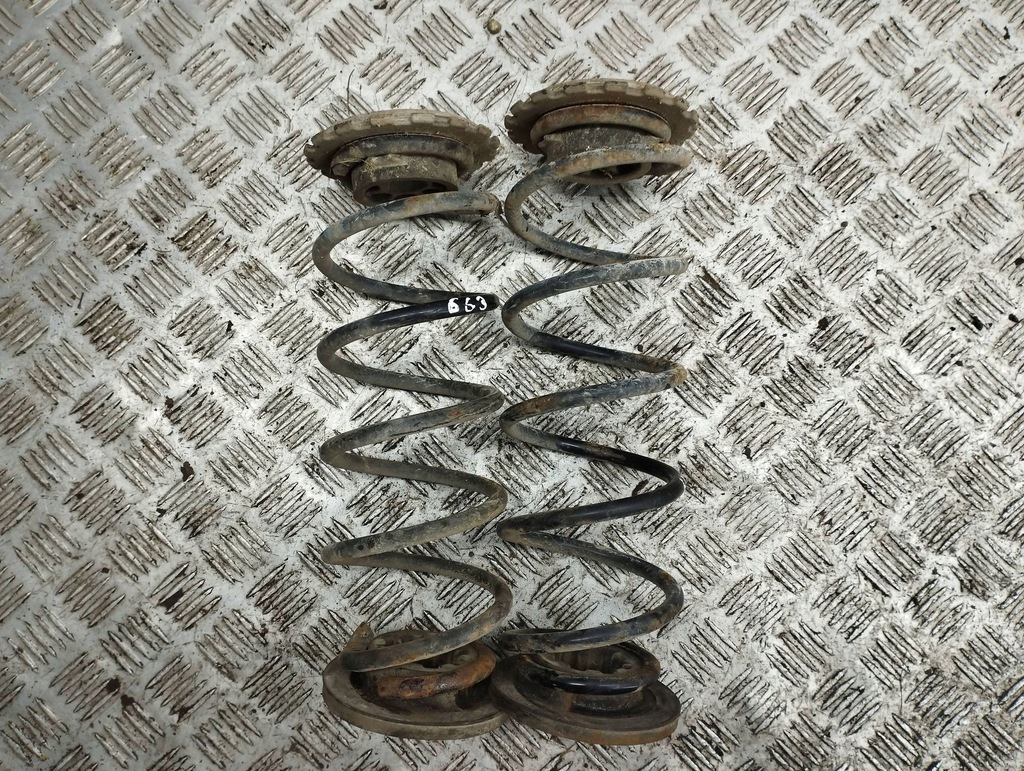 фото №1, Mercedes-benz a w169 2004 пружина задняя