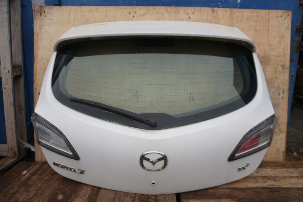 фото №1, Mazda 3 bl крышка багажника багажник 34k стекло белый nr.48
