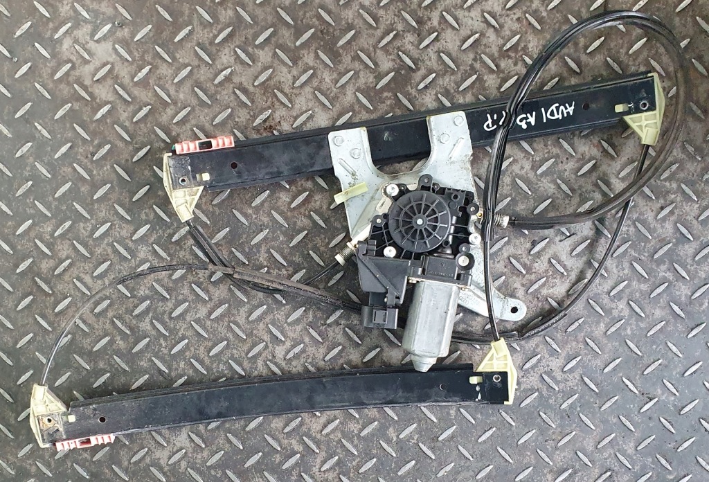 фото №1, Підйомник правий перед audi a3