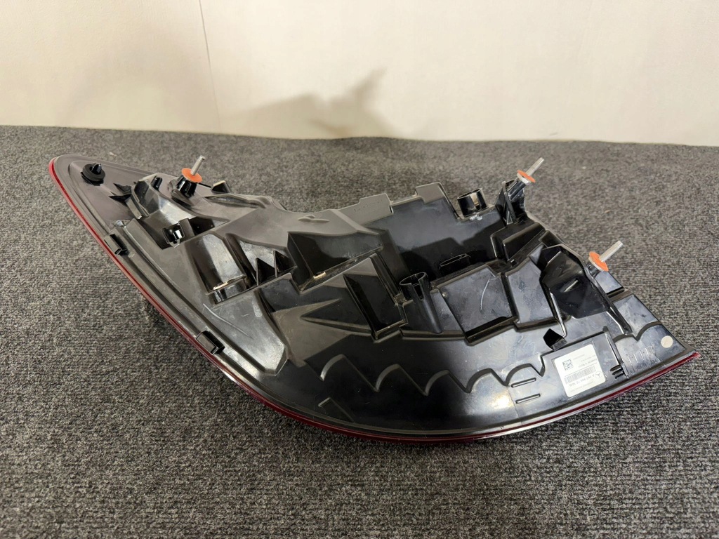 Купити Mercedes gle coupe w167 a167 167 23- рестайлінг  лампа правий права задній задня eu