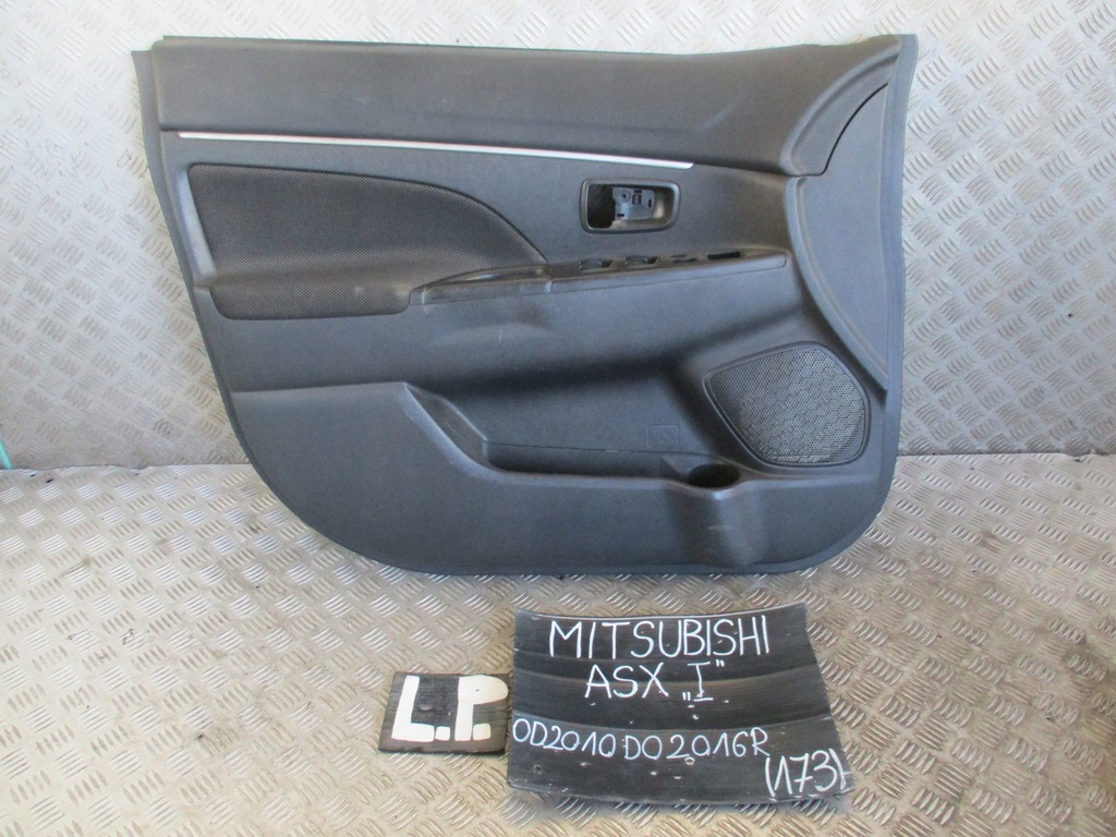 фото №1, Обшивка левый перед 7221b203xa mitshubishi asx 10-17 r.