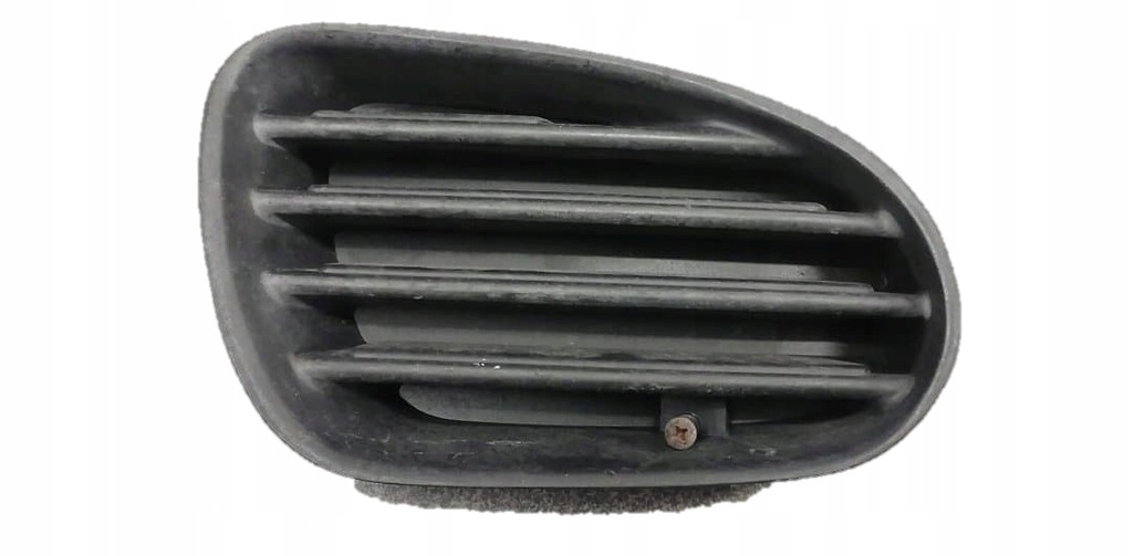 фото №1, Mitsubishi carisma решётка заглушка бампера правая