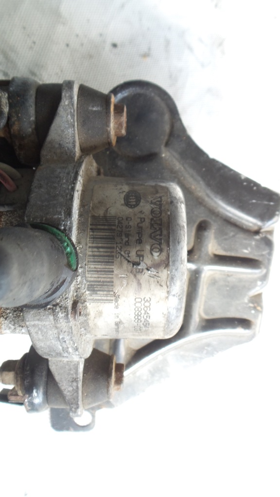 фото №7, Вакуум насос volvo s60 30645454 v70 вакуумная
