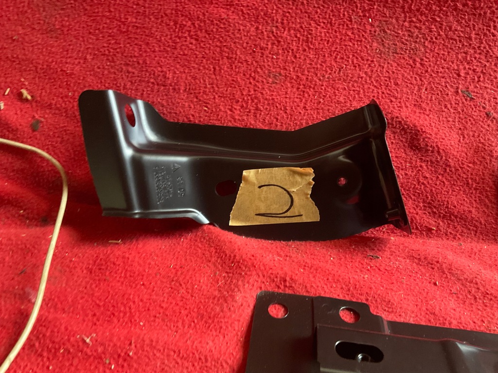 фото №7, Porsche macan 95b комплект кріплення фара лівий перед