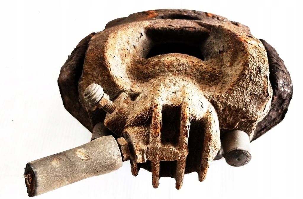 фото №1, Citroen c4 picasso суппорт левый перед