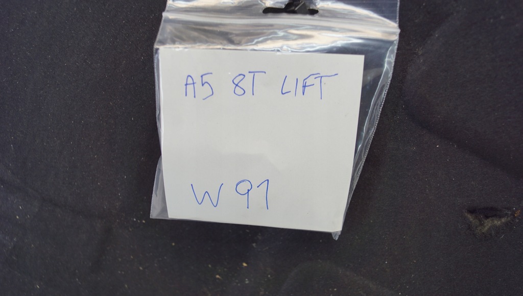 фото №5, Шумоизоляция капот клипсы audi a5 8t lift