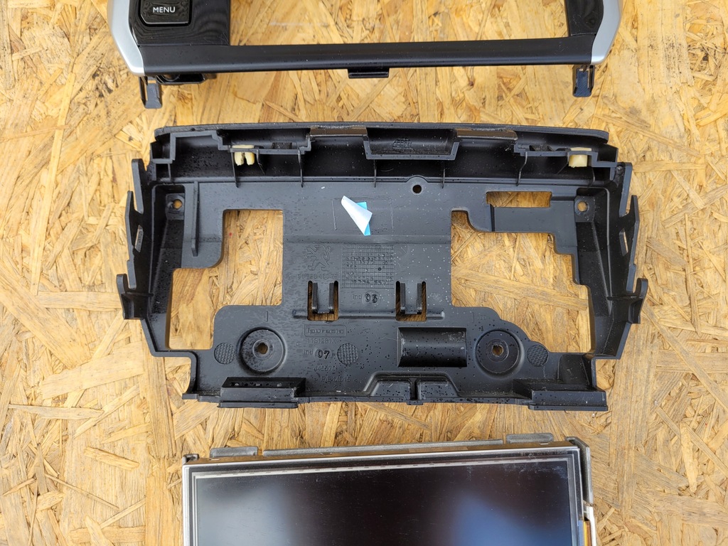 фото №6, Экран навигация peugeot 208 2008 i 9825029180